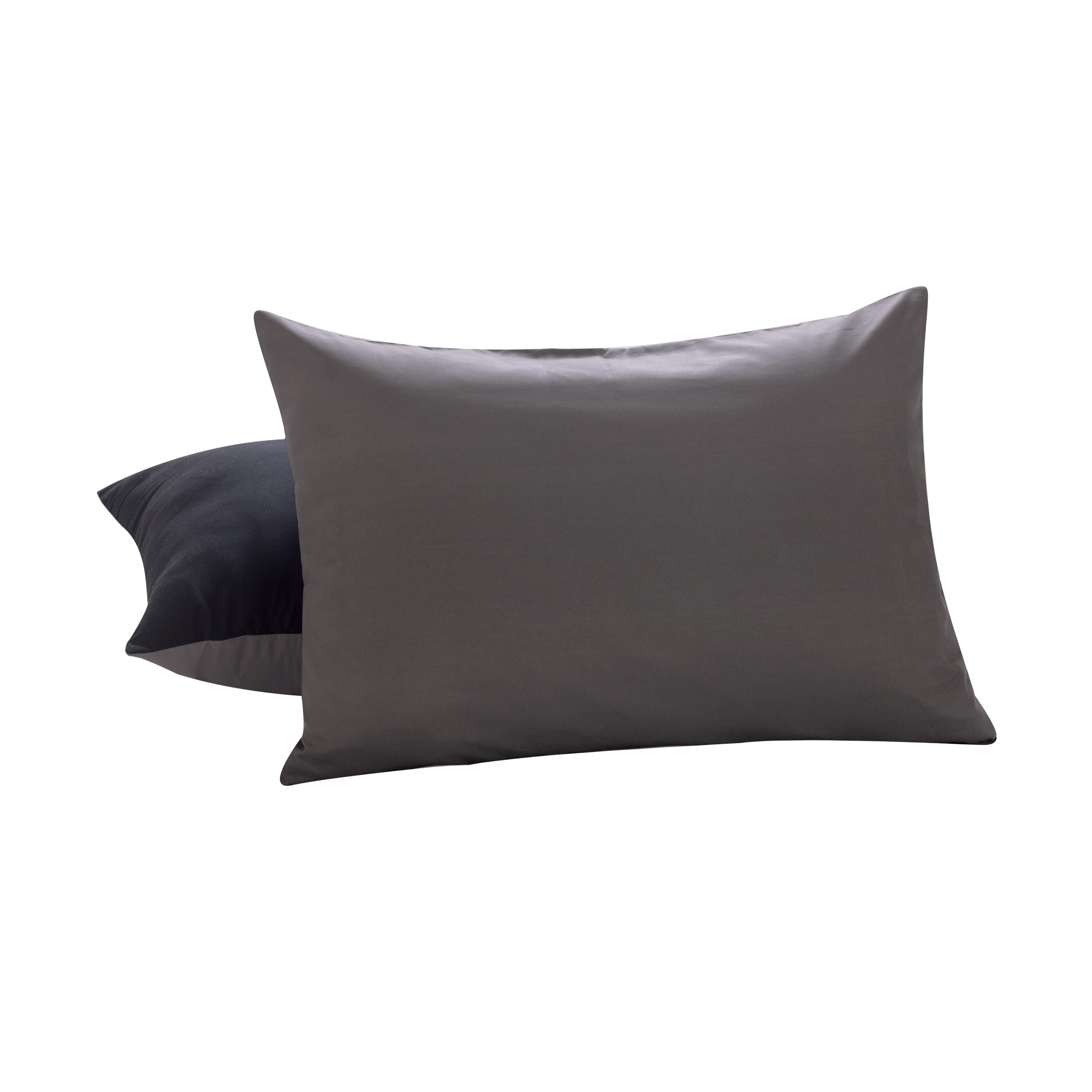Standard/Queen Gray and Black 2 Piece Reversible Pillow Case Shams 