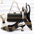 thumbnail image 1 of QSGFC, zapatos y Bolsa verdes de diseño italiano para fiesta de tacón nigeriano para mujer, conjunto decorado con bolso de diamantes de imitación para fiesta de boda, 1 of 5
