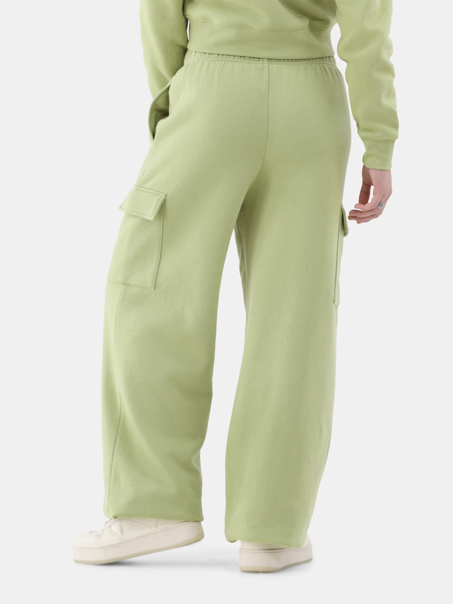 No Boundaries Soft Fleece Cargo Jogger Sweatpants, Women’s