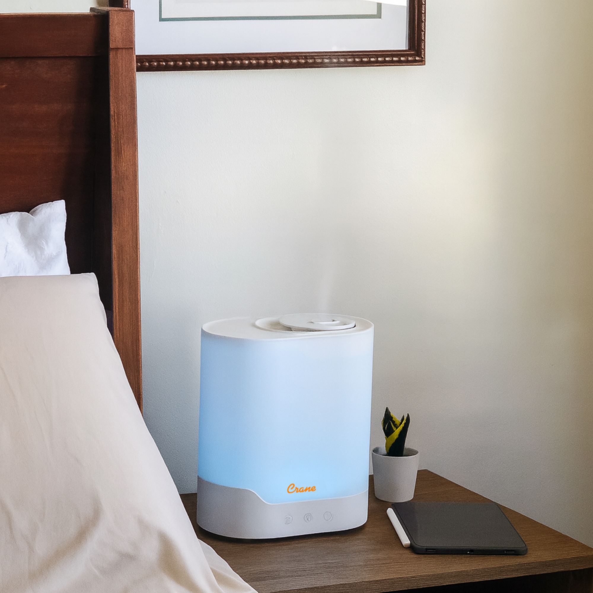 Crane 0.7 Gallon Top Fill Cool Mist Humidifier and Aroma Diffuser, with Color-Changing Night Light and Aroma Diffuser Function, Humidifier For Bedroom, Office or Nursery