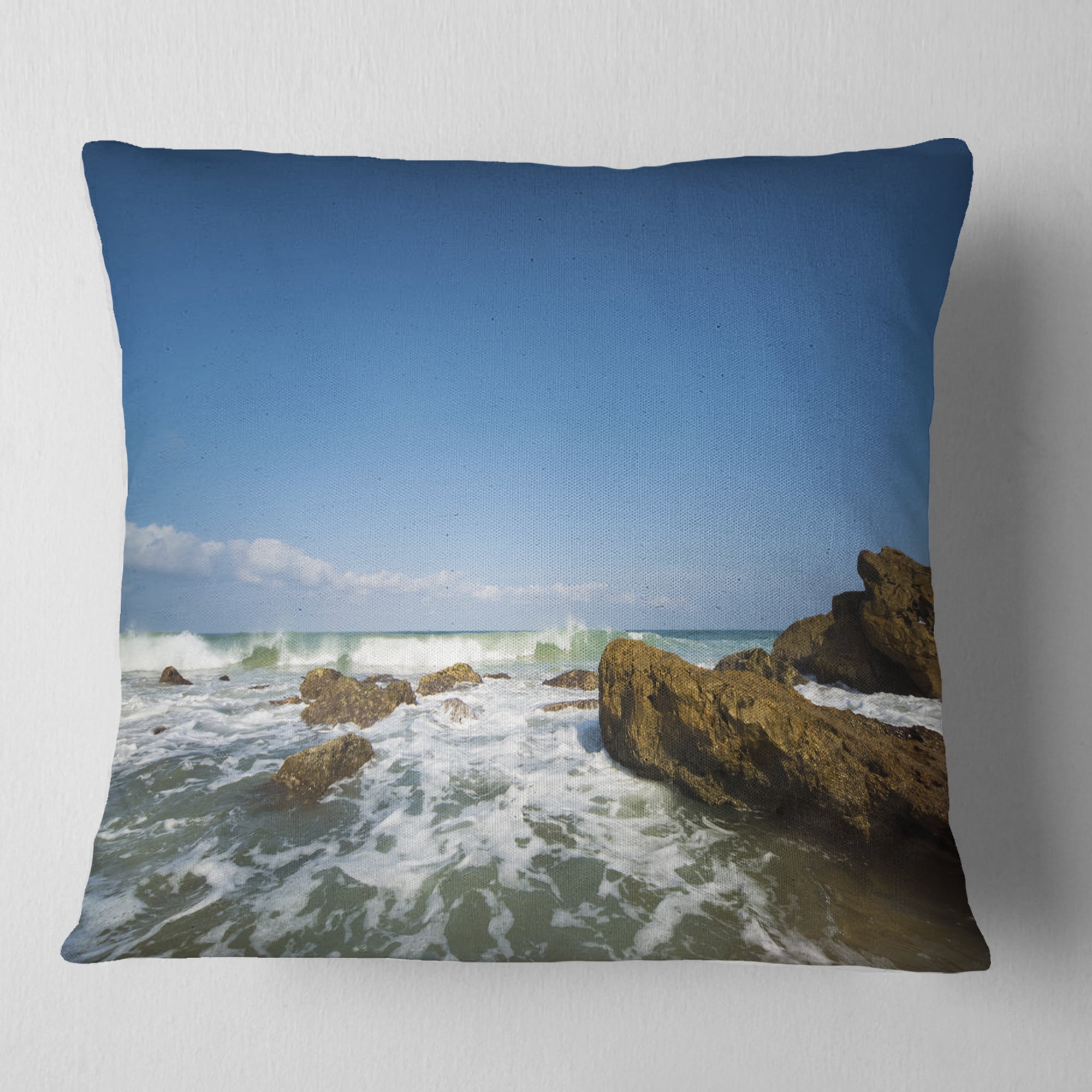 Designart Sea with White Waves - Seascape Throw Pillow - 16x16