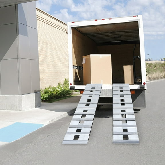 Aluminum Truck Car Auto Trailer Ramps, 2pcs Aluminum Trailer Ramps, Modern Silver Loading Ramps Top Hook Design