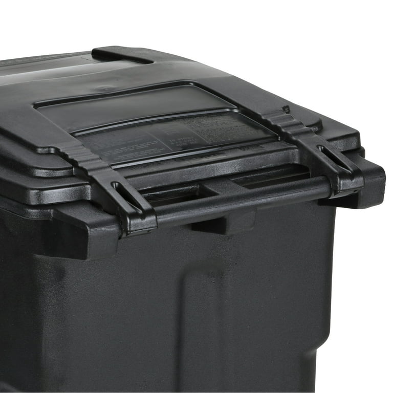 Toter 64 gallon black garbage can with wheels and lid 