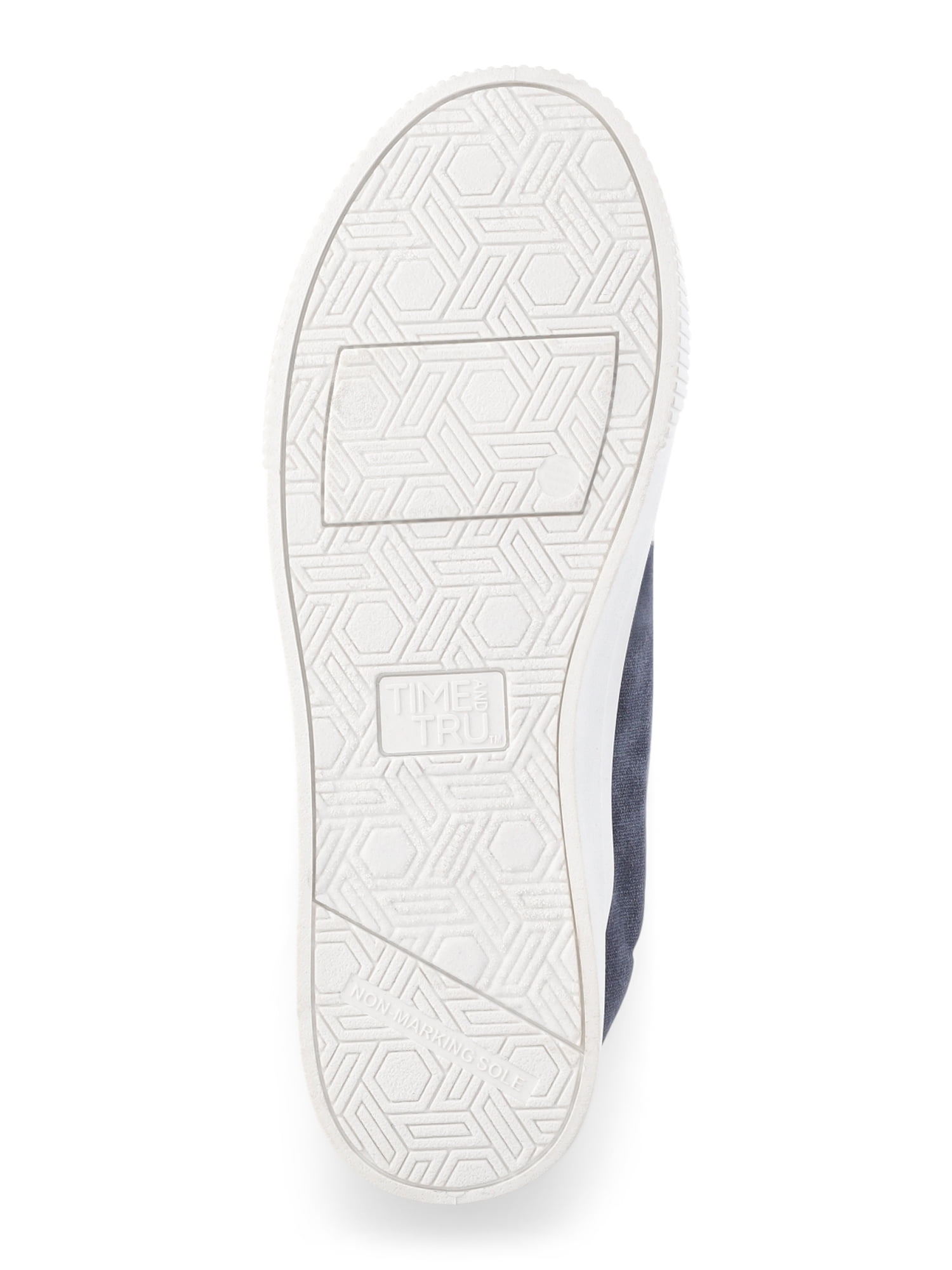 Time and Tru Women's Scrunchback Sneakers, Wide Width Available