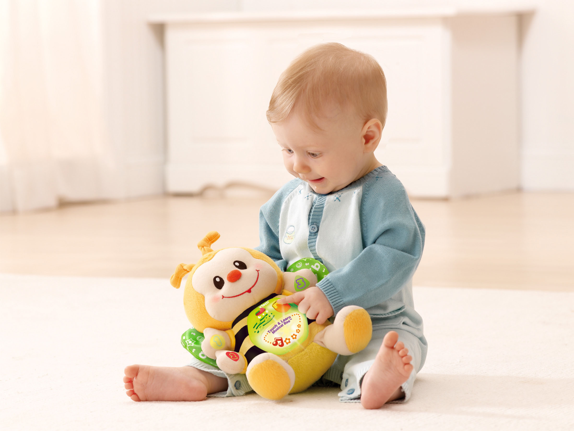 VTech Touch and Learn Musical Bee, Crib Baby Toy, Yellow Plush, Walmart Exclusive - image 3 of 5