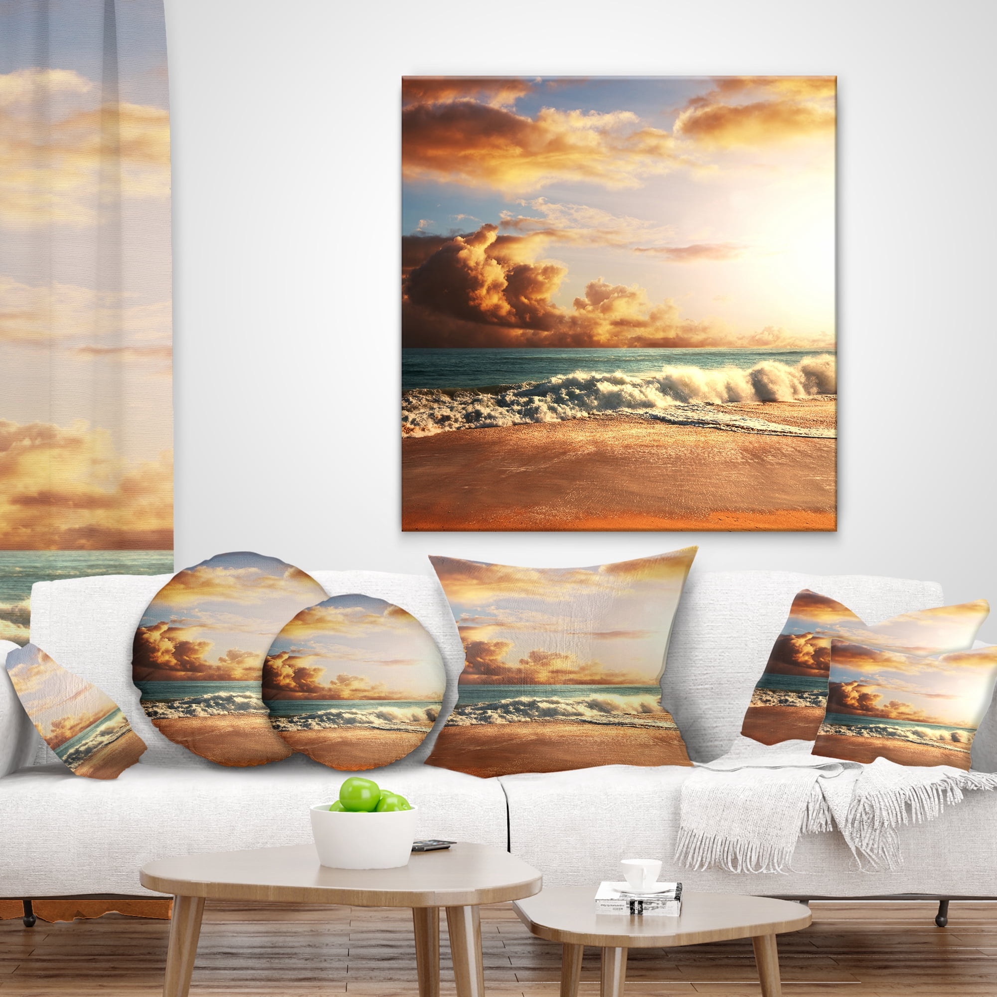 Designart 18" x 18" Sea & Shore Polyester Throw Pillow