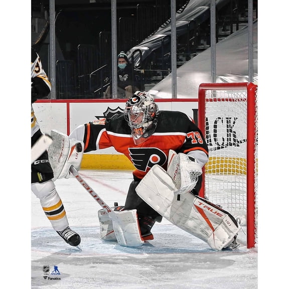 Carter Hart Philadelphia Flyers Unsigned Reverse Retro Jersey Making Save Photograph
