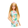 thumbnail image 3 of Set de Juego Barbie Fashion & Beauty Tienda de Té con Muñeca, 3 of 4