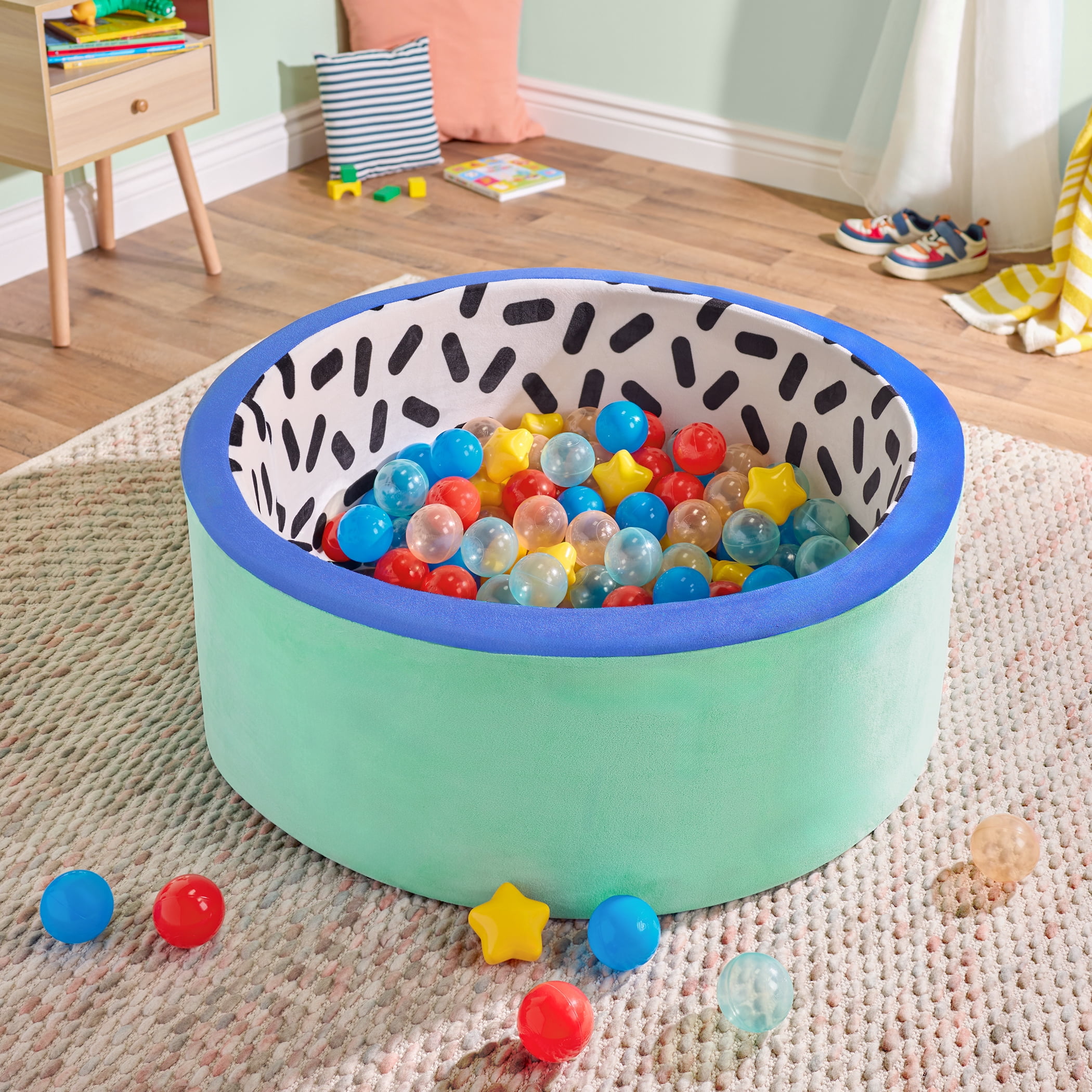Battat Bag of Balls 100 Plastic Multicolor Play Balls for Ball Pit & Reusable Storage Bag for 12 Months +