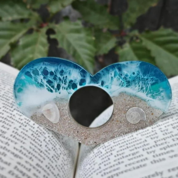Ocean Beach Themed Book Page Holder Handmade Transparent Thumb Ring for Reading Accessories Ideal for Teachers and Book Lovers Coastal Resin Design