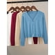 thumbnail image 2 of Suéter de punto con botones para mujer, chaqueta con cuello en V, manga larga, Tops cortos informales, gris y blanco, otoño e invierno, 2024, 2 of 5
