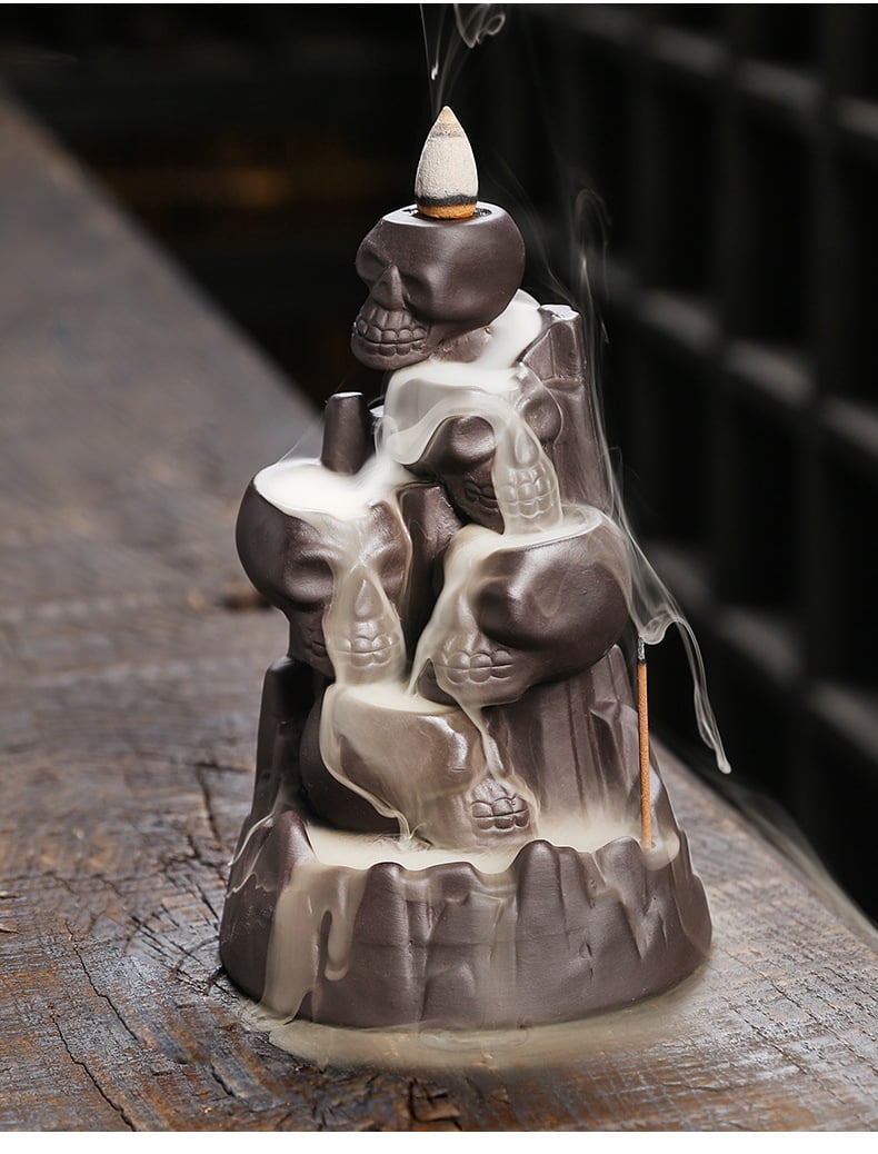 Creative Waterfall Skull Head Series Backflow Incense Burner European Style Halloween Reflow Incense Burner Holder Ornaments