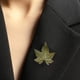 thumbnail image 4 of Broche de flores verdes | Diseño de colgante 2 en 1 | Acento perlado | Material de aleación | Caja de regalo incluida | Elegante accesorio para el Día de la Madre, días festivos y eventos especiales, 4 of 6