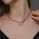 thumbnail image 3 of Fiudx Collar de Circonitas, Elegante Joya de Cadena para Clavícula, Diseño Único de Colgante de Aleación, Exquisita Artesanía y Hermosa Apariencia, Perfecto para Banquetes o Regalos, Elegante Accesor, 3 of 6