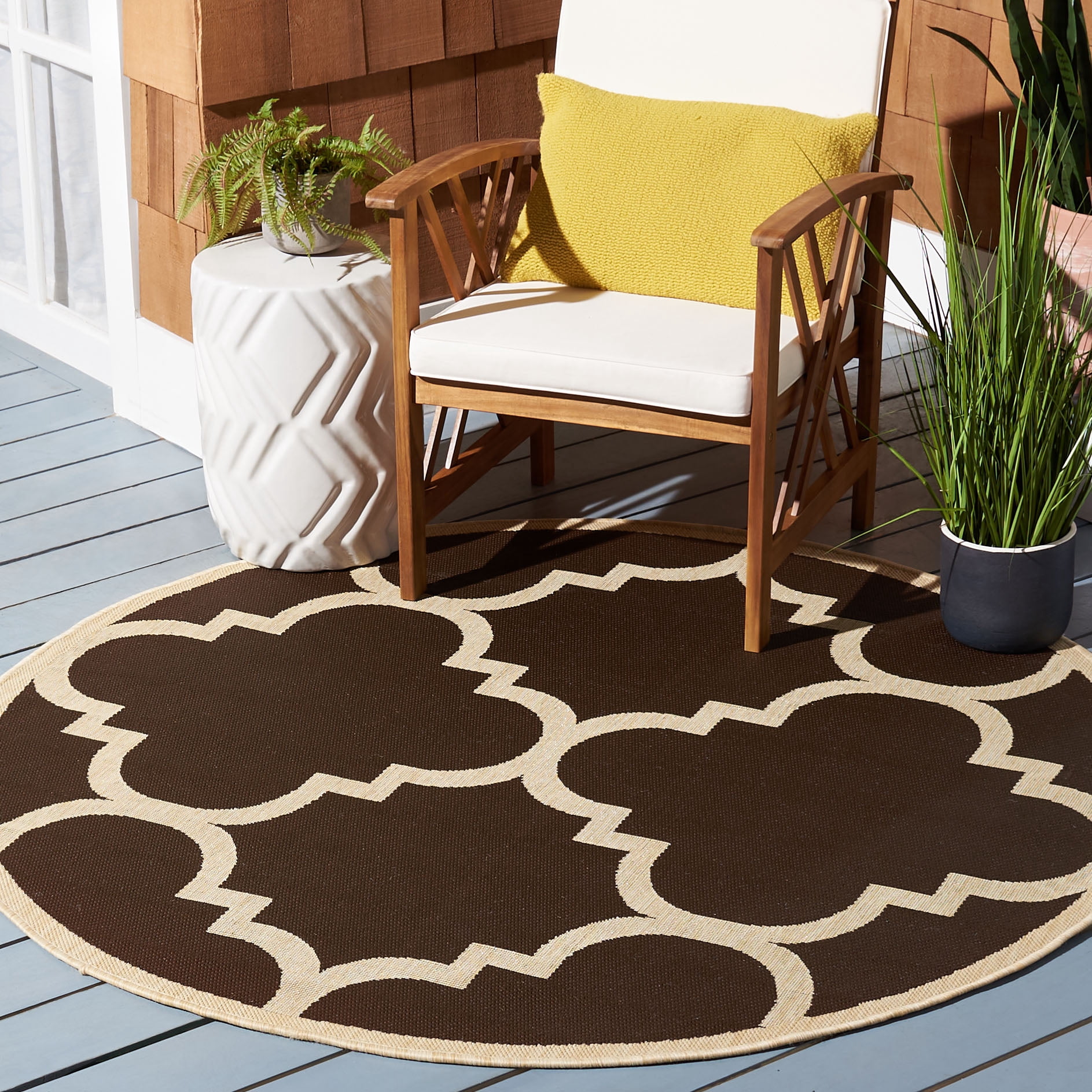 Safavieh Courtyard Becky Geometric Indoor/Outdoor Area Rug, Dark Brown, 7'10" x 7'10" Round