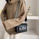 thumbnail image 4 of Bolso de un solo hombro para mujer, bolso de mensajero de piel sintética para citas, bolso de mensajero con forma retro, 4 of 5