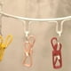 thumbnail image 5 of Pinzas para tendedero de dormitorio, pinzas circulares para secar ropa, anticaídas, multifunción, color caramelo, 16 pinzas, 5 of 5