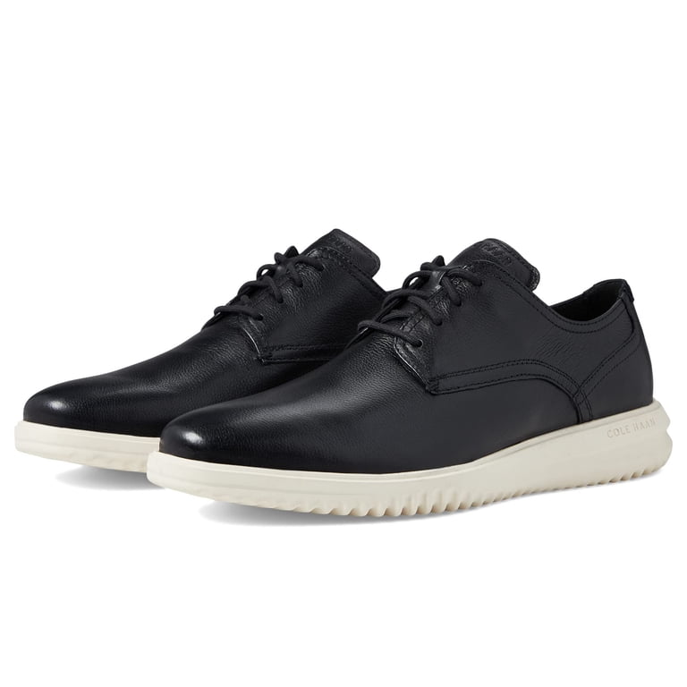 Cole Haan Men display picture 1