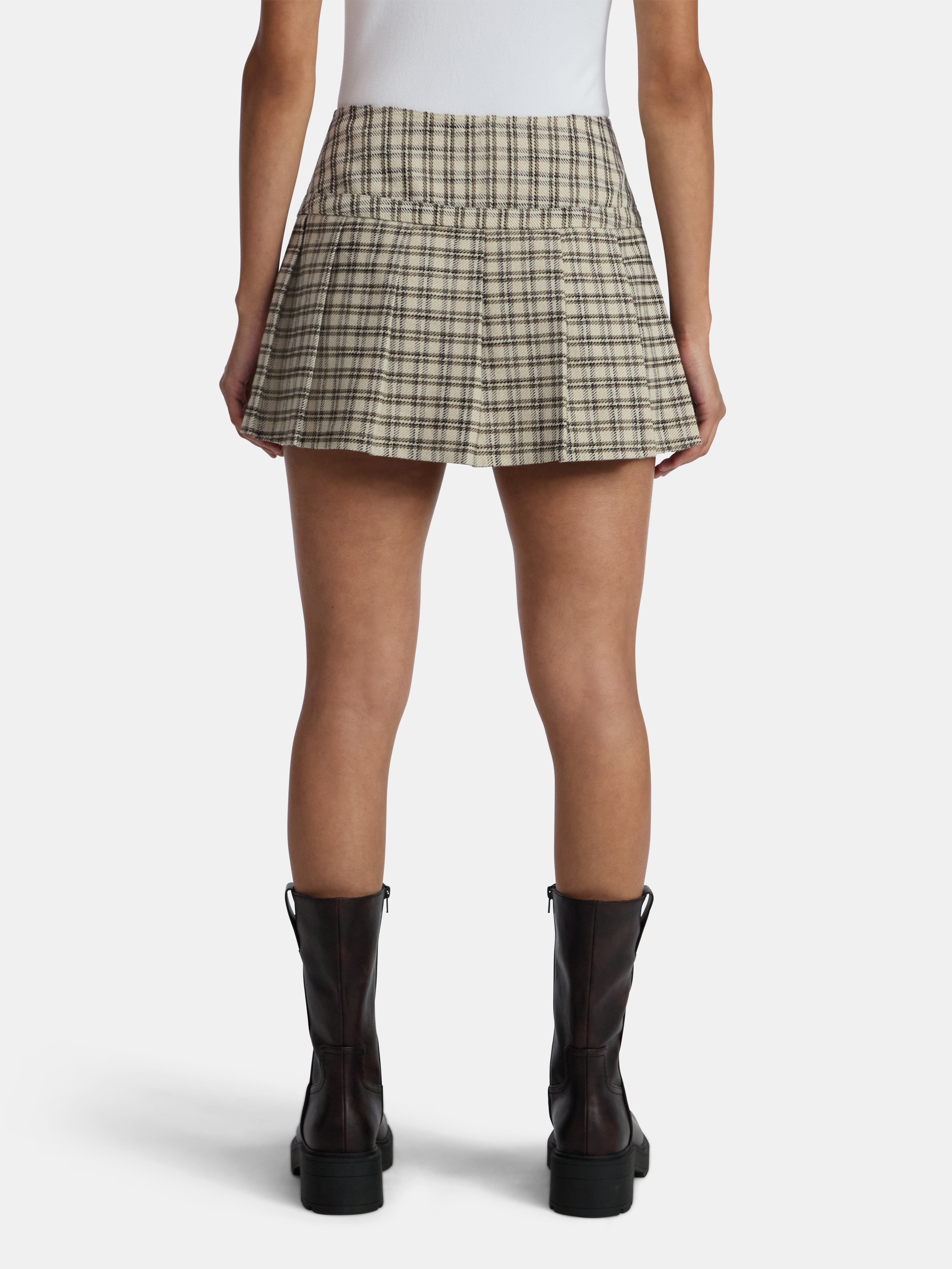 Madden NYC Women's Pleated Plaid Mini Skort, Sizes XXS-XXL