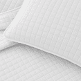 thumbnail image 2 of Shubozy Ultrasonic Reversible Quilt Sets, Lightweight Full/Queen Bedspread with Pillow Shams – Soft All-Season Bedding Coverlet, White, Queen 90" x 98, 2 of 5