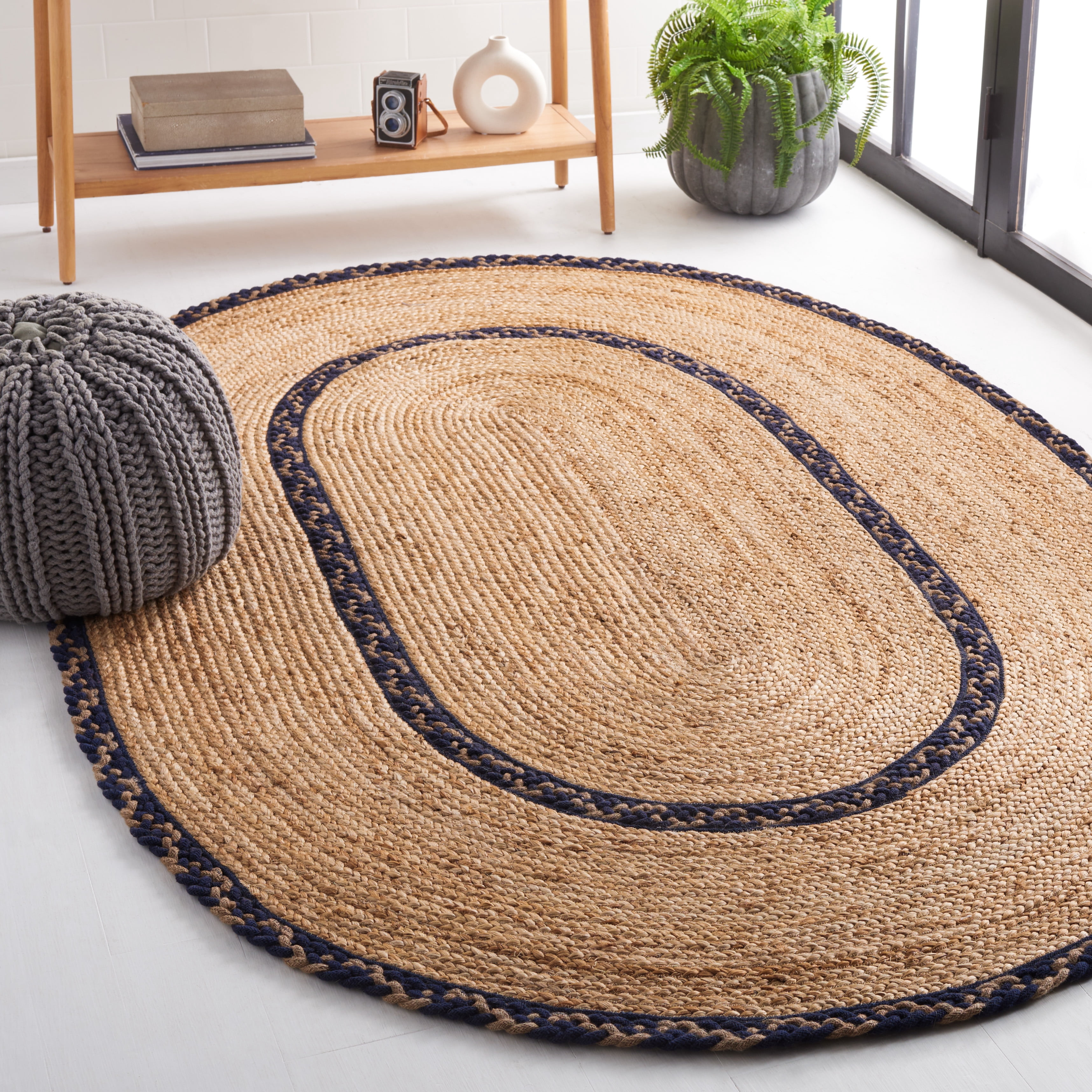 SAFAVIEH Natural Fiber Joshua Bordered Area Rug, Natural/Navy, 5' x 8' Oval