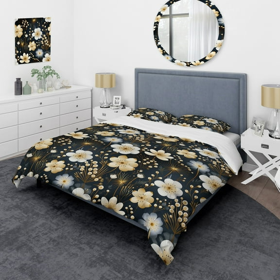 Designart "Monochrome Magnolia Grandeur II" White Floral Bedding Covert Set - Cottage Bed Set With 2 Shams