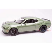 Motor Max 2018 Dodge Challenger SRT Hellcat Widebody, Green 79350GRN - 1/24 Scale Diecast Model Toy Car