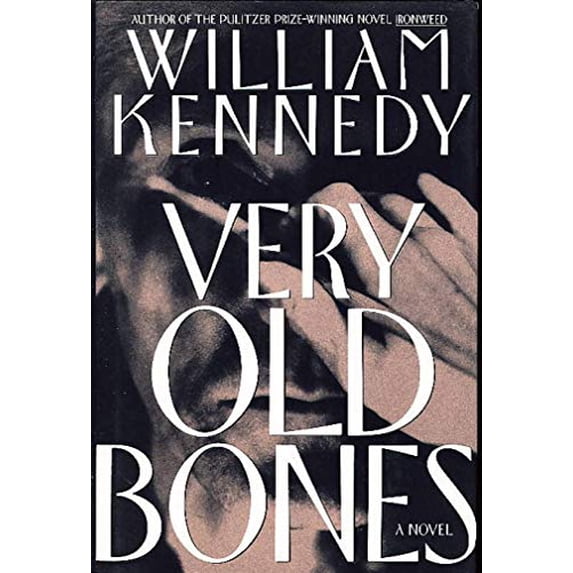Pre-Owned Very Old Bones 9780670834570