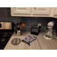 thumbnail image 3 of Carolines Treasures BB2670OVMT Collection Chien Maison Mitaines Four Labrador Noir, 3 of 3