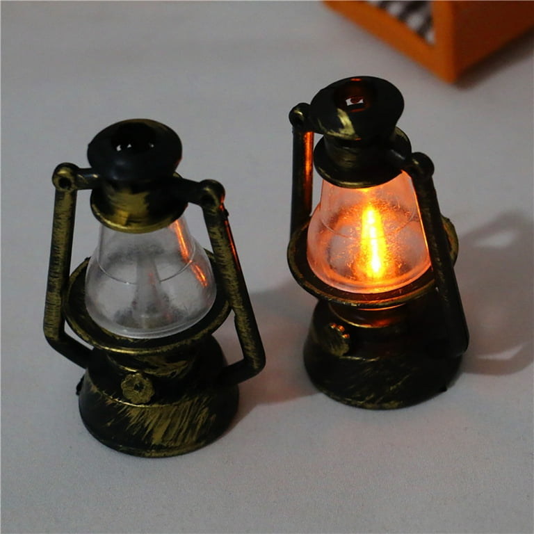 1pc Plastic Play House Toy, Vintage Kerosene Lamp Design Toy Accessory For  Kids