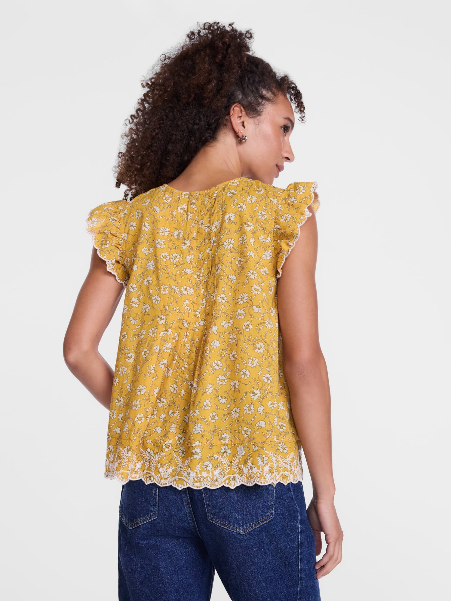 Scenario Women's and Women's Plus Short Sleeve Pleated Embroidered Printed Top, Sizes XS-4X