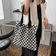 thumbnail image 5 of Bolso de ganchillo de tablero de ajedrez para mujer, bolso de mano tejido de gran capacidad, regalos para niñas, 5 of 8