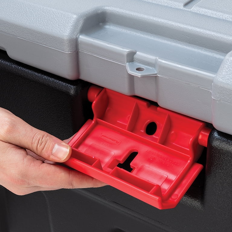 RUBBERMAID 8 Gallon Action Packer Lockable Storage Box - Walmart.com