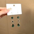 thumbnail image 4 of Conjunto de pendientes colgantes para novia, boda, novia, pendientes largos con cristales dorados y verdes en forma de lágrima y diamantes de imitación, 4 of 4