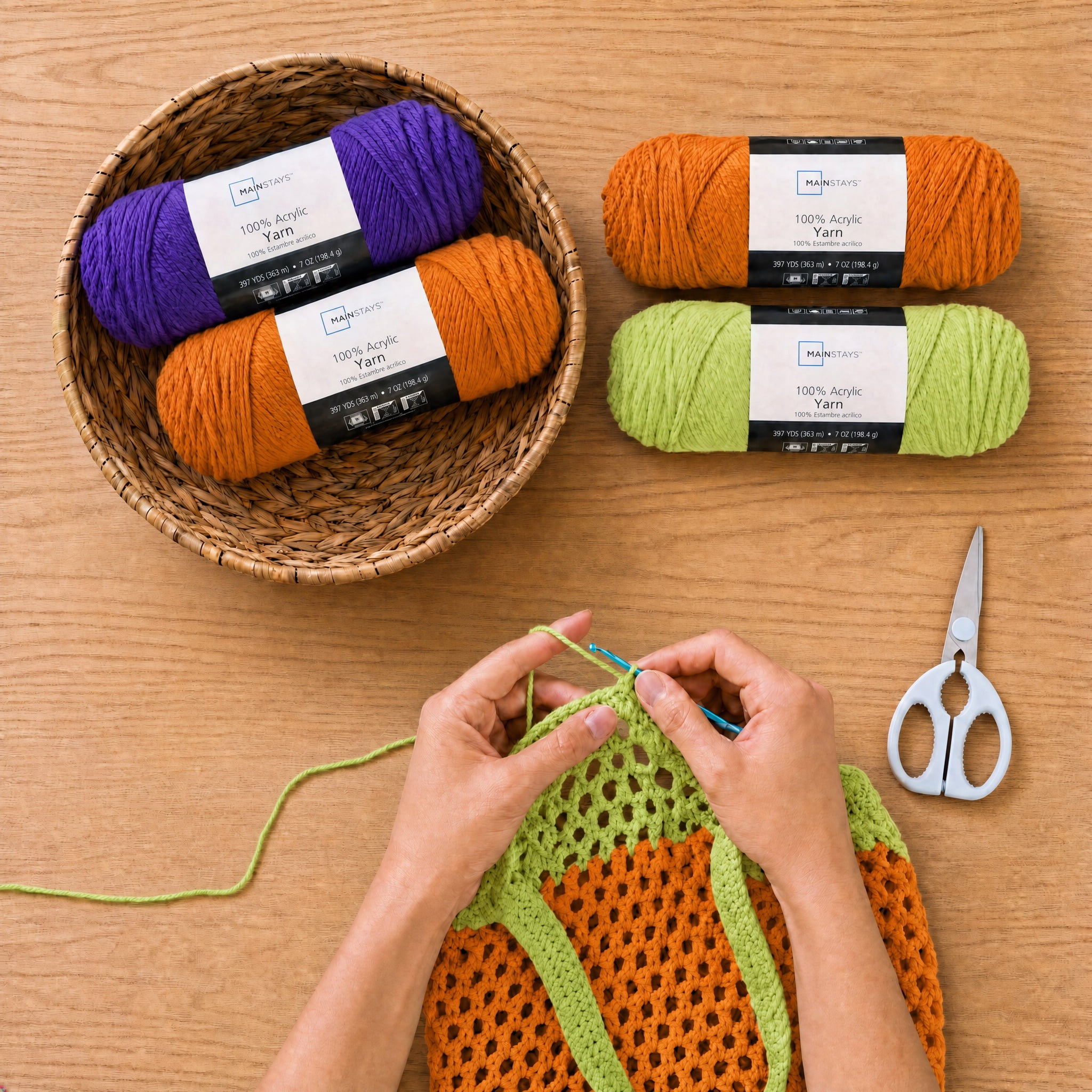 Mainstays Size 4 Medium Weight Acrylic Spring Green Yarn, 7 oz, 397 yds