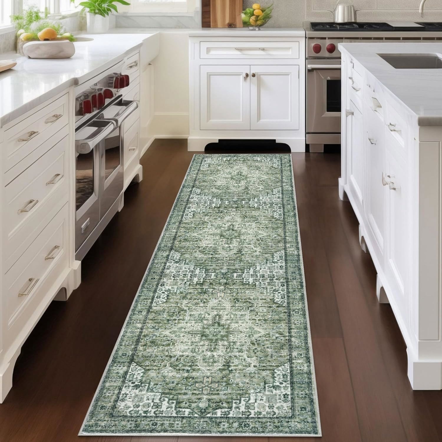 Suelur Runner Rug for Hallways 2.6x16 Long Non-Slip Washable Kitchen Runner Vintage Boho Runner Printed Rug with Non-Shedding Soft Medallion Floor Carpet Runner for Laundry Bedroom Entryway