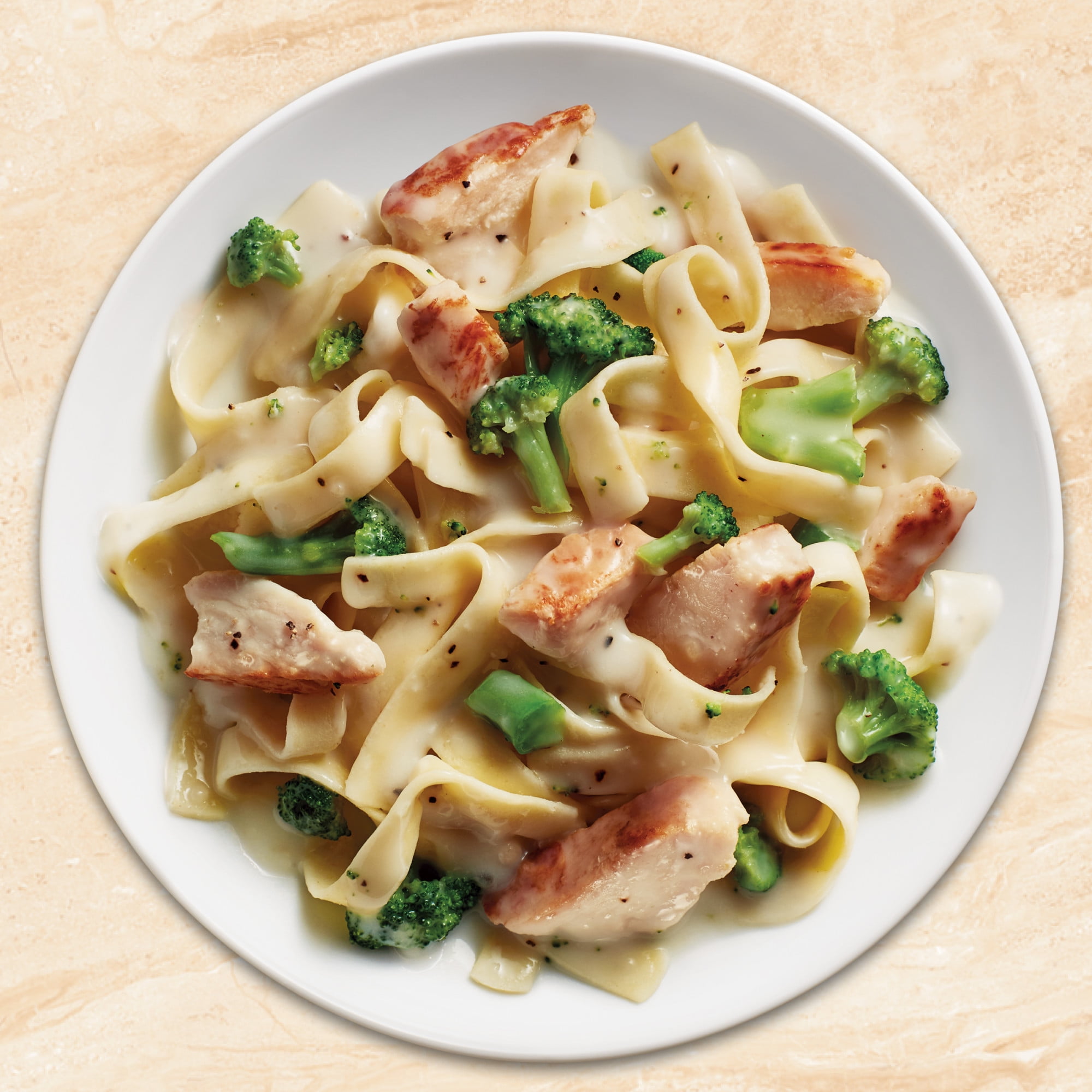 Healthy Choice Cafe Steamers Chicken Fettuccini Alfredo With Broccoli, High Protein Frozen Meal, 10 oz. Bowl