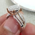 thumbnail image 5 of Anillo de compromiso de lujo europeo y americano de dos colores en oro rosa de 14 quilates con baño de diamantes microincrustados, 5 of 5