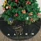 thumbnail image 3 of Falda de árbol de Navidad de extraterrestre, suave y divertida, collar de árbol de Navidad, decoración navideña de granja de 48", 3 of 4