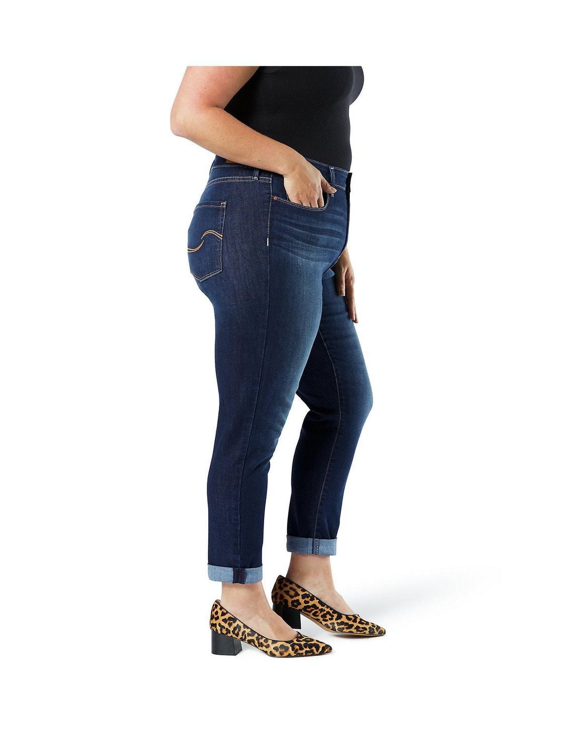 Levi Strauss Signature.™ Women's Plus Modern Slim Cuff