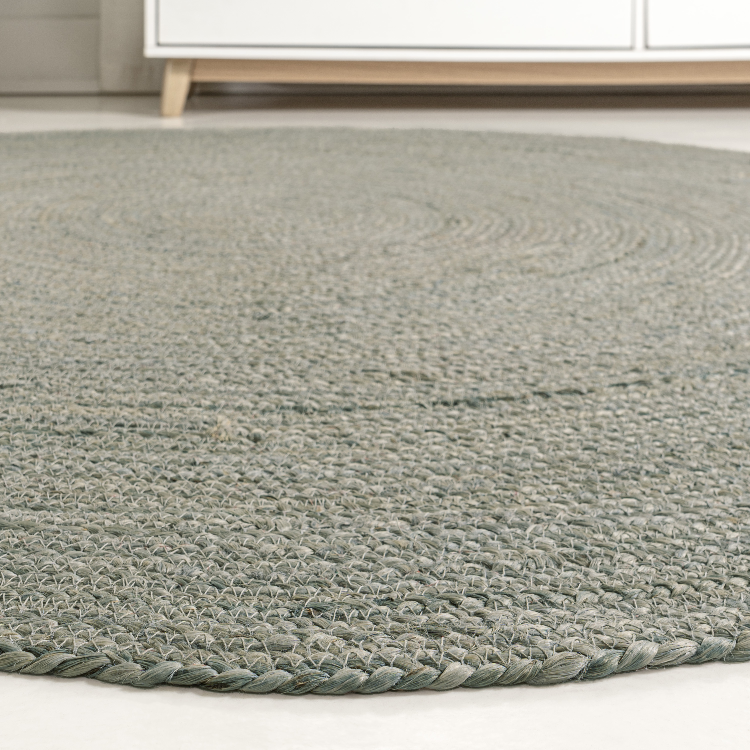 JONATHAN Y ANSA 6' Round Area Rug, Zara Braided Coastal Cottage Jute - Gray, RNF116D-6R