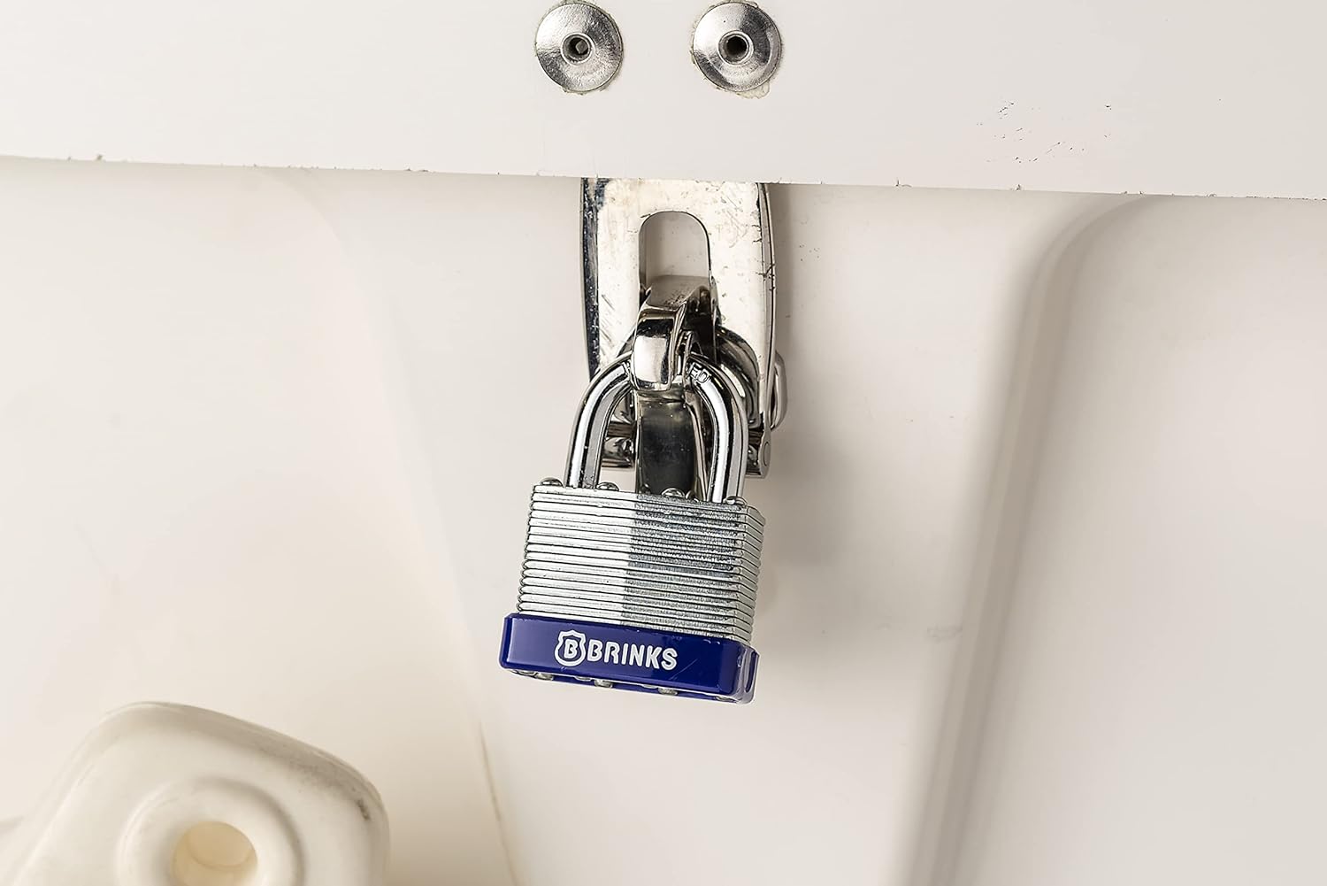 Brinks 40mm Laminated Steel Padlock 3-Pack photo 7