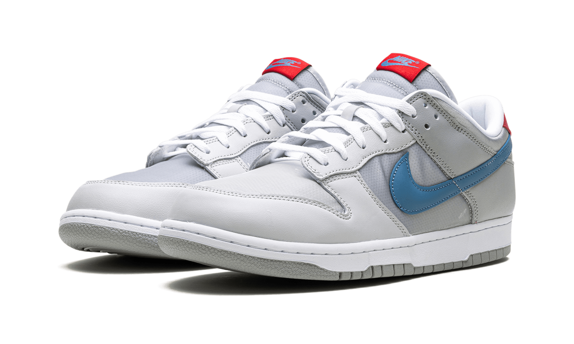nike dunk low silver surfer