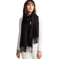 thumbnail image 1 of Colección de bufandas elegantes para mujer: chales de moda para días fríos y calidez invernal elegante, 1 of 4