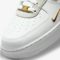 thumbnail image 6 of (Men's) Nike Air Force 1 Low '07 LV8 'Ken Griffey Jr. and Sr. Swingman' (2021) DJ5192-100, 6 of 8
