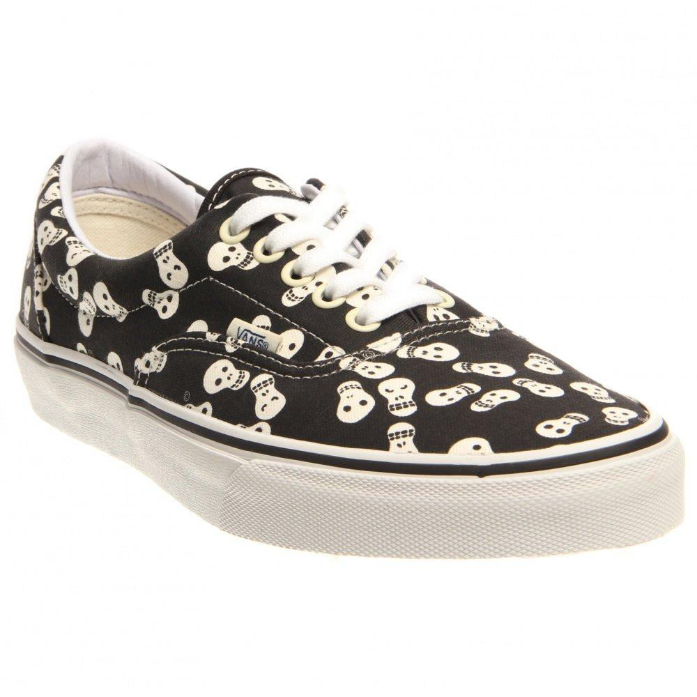 Cool Black and White Skull Slip On Canvas Upper Loafers Canvas Shoes for Women Comfortable