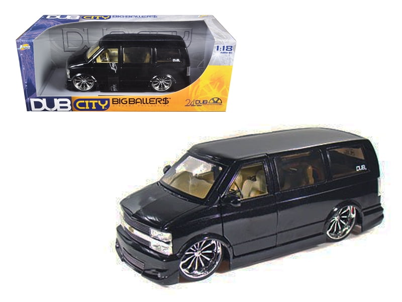 Chevrolet Astro Van Black Diecast Model 1/18 Dieca