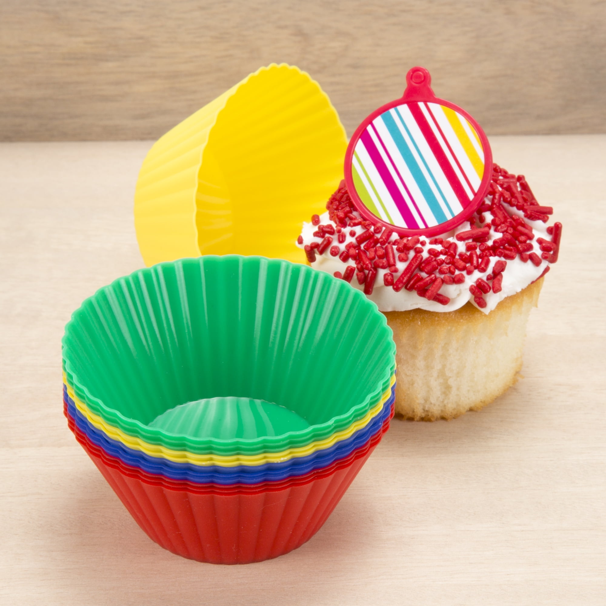 Silicone Bakeware Set, 18-Piece Set including Cupcake Molds, Muffin Pan, Bread Pan, Cookie Sheet, Bundt Pan, Baking Supplies by Classic Cuisine