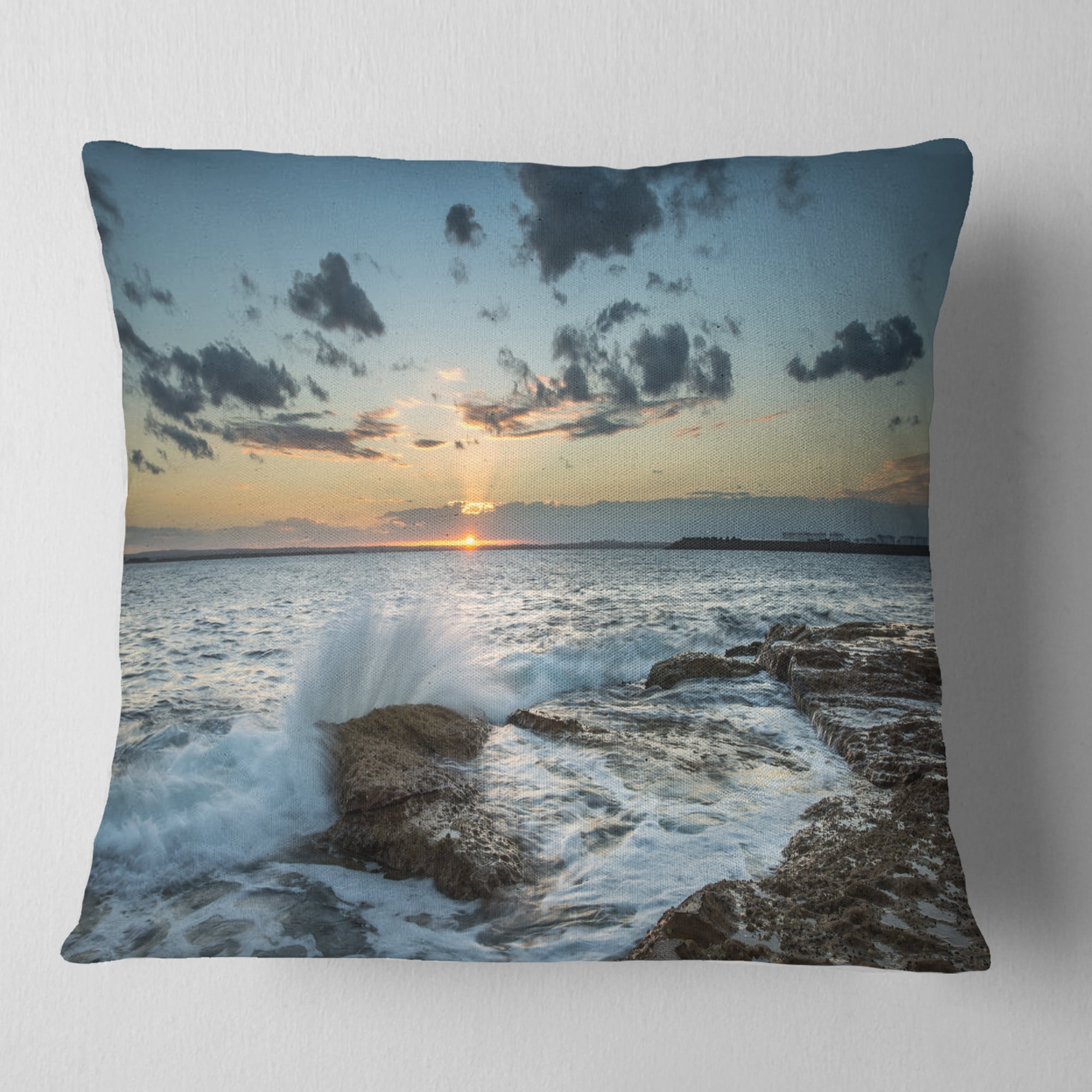 Designart Bright Sydney Sunset Over Sea - Seascape Throw Pillow - 16x16