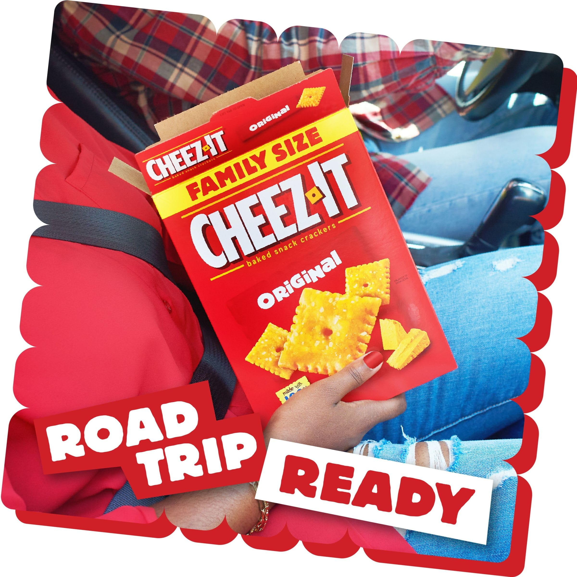 Pack of 2 - Cheez-It Cheese Crackers, Baked Snack Crackers, Lunch Snacks, Family Size, Original, 21Oz Box (1 Box) Packaging May Vary